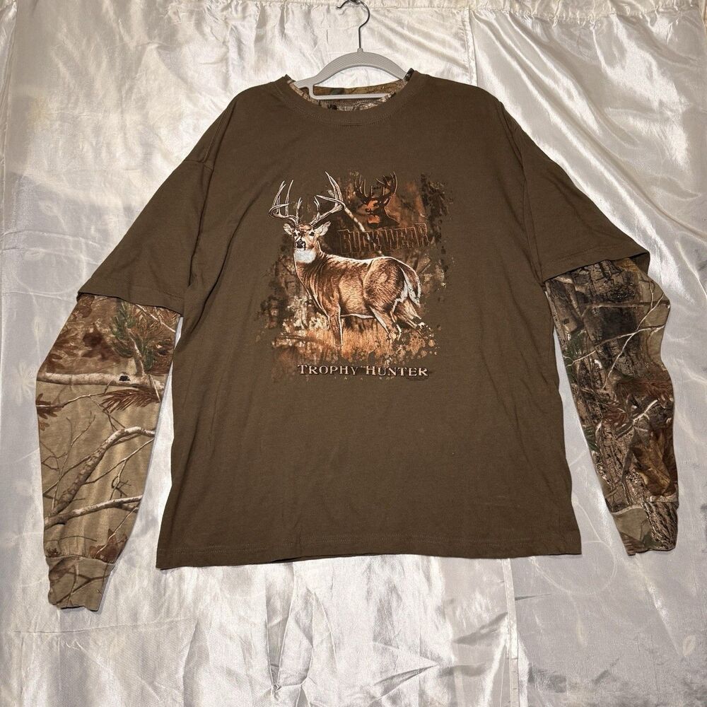 Buck Wear Viintg Trophy Hunter Camo T-Shirt Long Sleeve Faded Grunge 2000s Y2K L